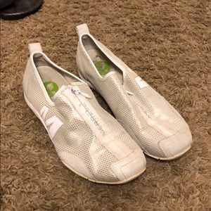 Merrell barrado size 7 white